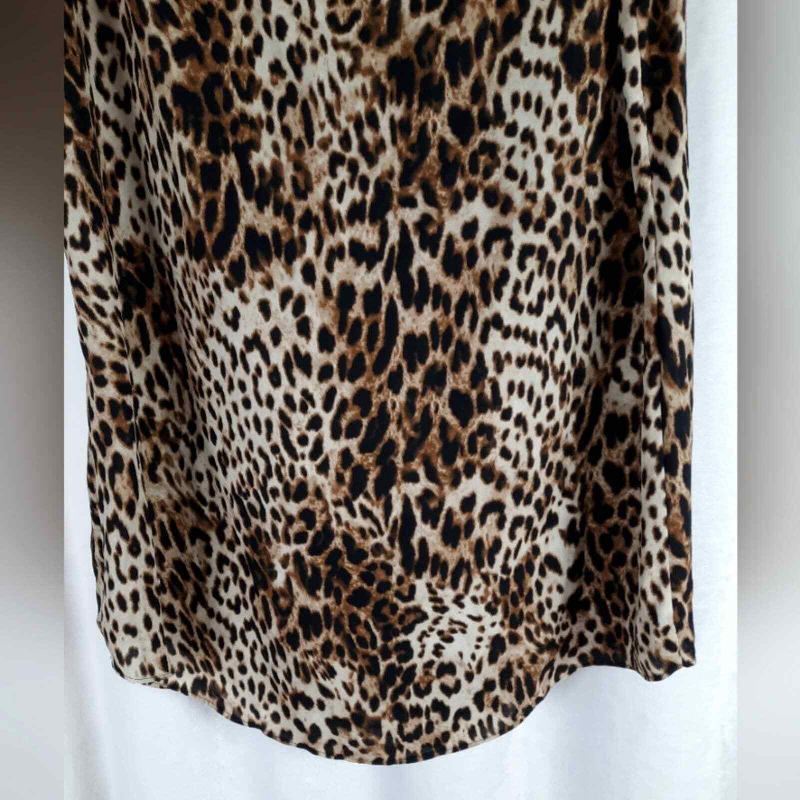 Chico's Leopard print Sleeveless Top NWOT - image 3