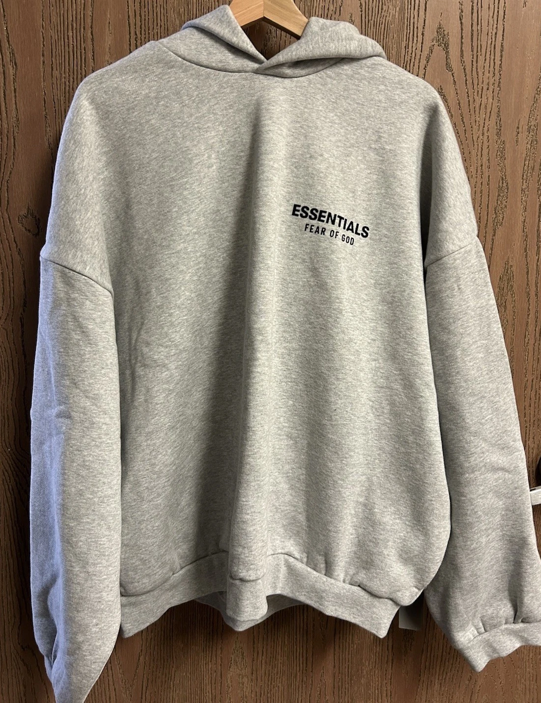 Felpa con cappuccio Fear of God Essentials Fleece II in grigio erica chiaro taglia L nuova