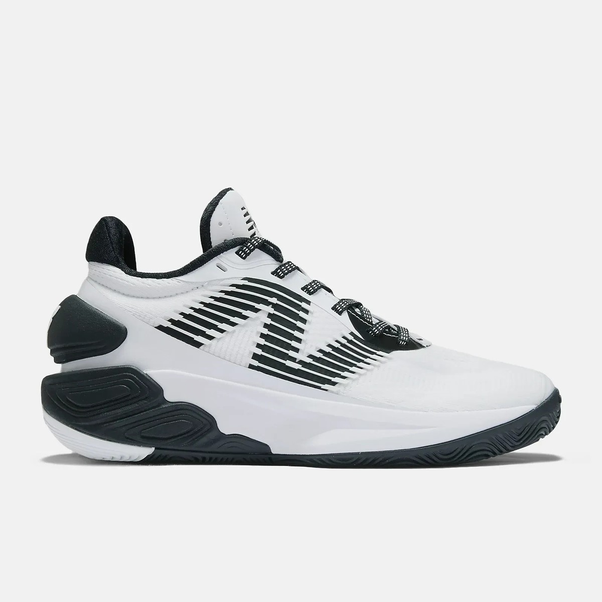 New Balance TWO WXY v5 BB2WYWB5 White Black Width 2E Basketball