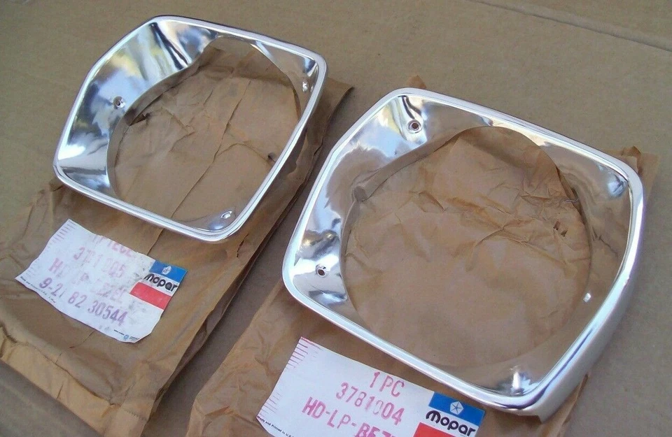 1975 1976 Plymouth Nuevo de Lote Antiguo Mopar Faro Bisel Par Plumero Valiant Scamp Foto 3 de 4