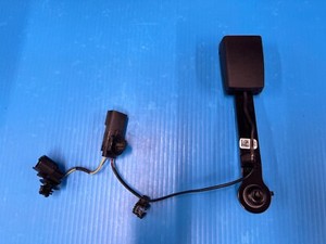 2021 2022 2023 2024 2025 FORD F150 RIGHT REAR BACK SEAT BELT BUCKLE END BLACK