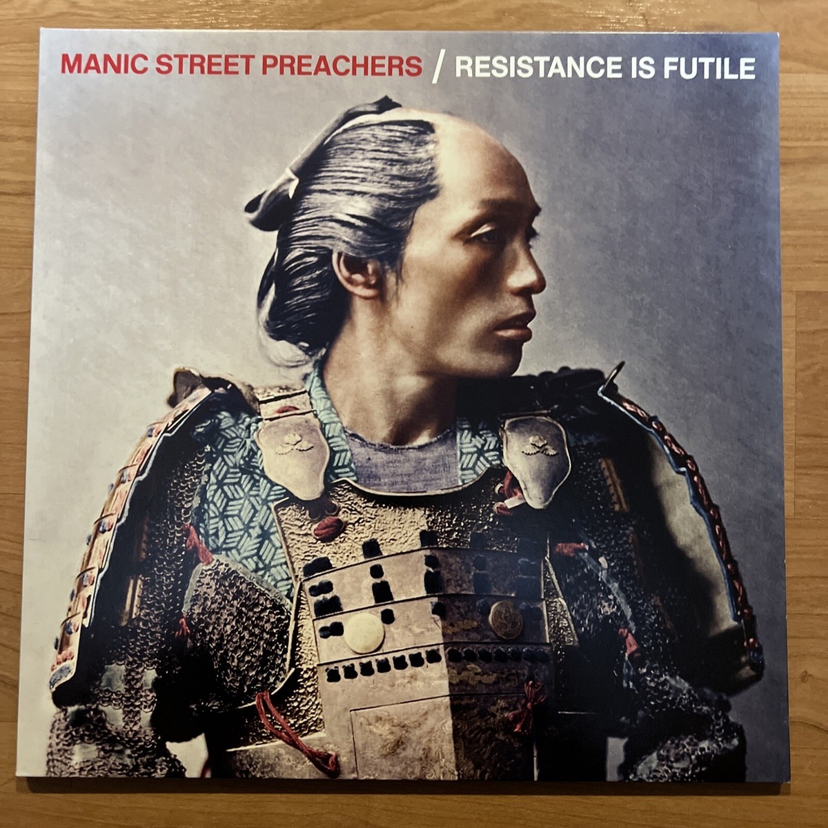 Manic Street Preachers - Resistance Is Futile [LP+CD] (Heavyweight