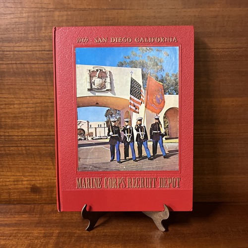 1969 Marine Corps Recruit Depot Year Book San Diego Platoon 3142 USMC