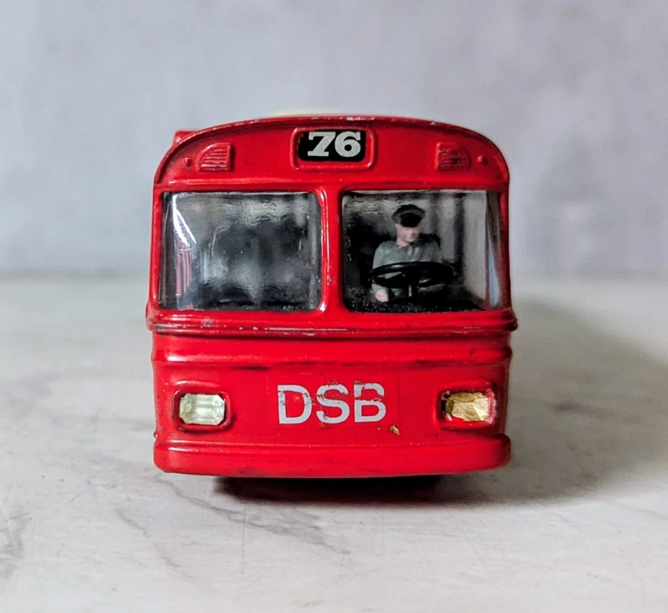 Tekno 851 Scania CR-76 Red Bus Coach Die Cast Made In Denmark  — 第 4/4 张图片