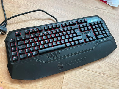 Roccat Ryos MK Pro DE-Layout Mechanische Gaming Tastatur RGB