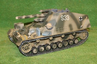 Panzermodell 1:16 Deutsche Panzerhaubitze Hummel motorisiert (NP5)