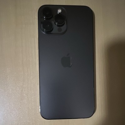 Apple iPhone 13 Pro Max 256GB locked ￼