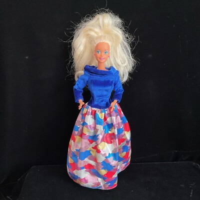 1966 Mattel Barbie Doll Twist And Turn Body Bend knees 1976 Head Earnings China