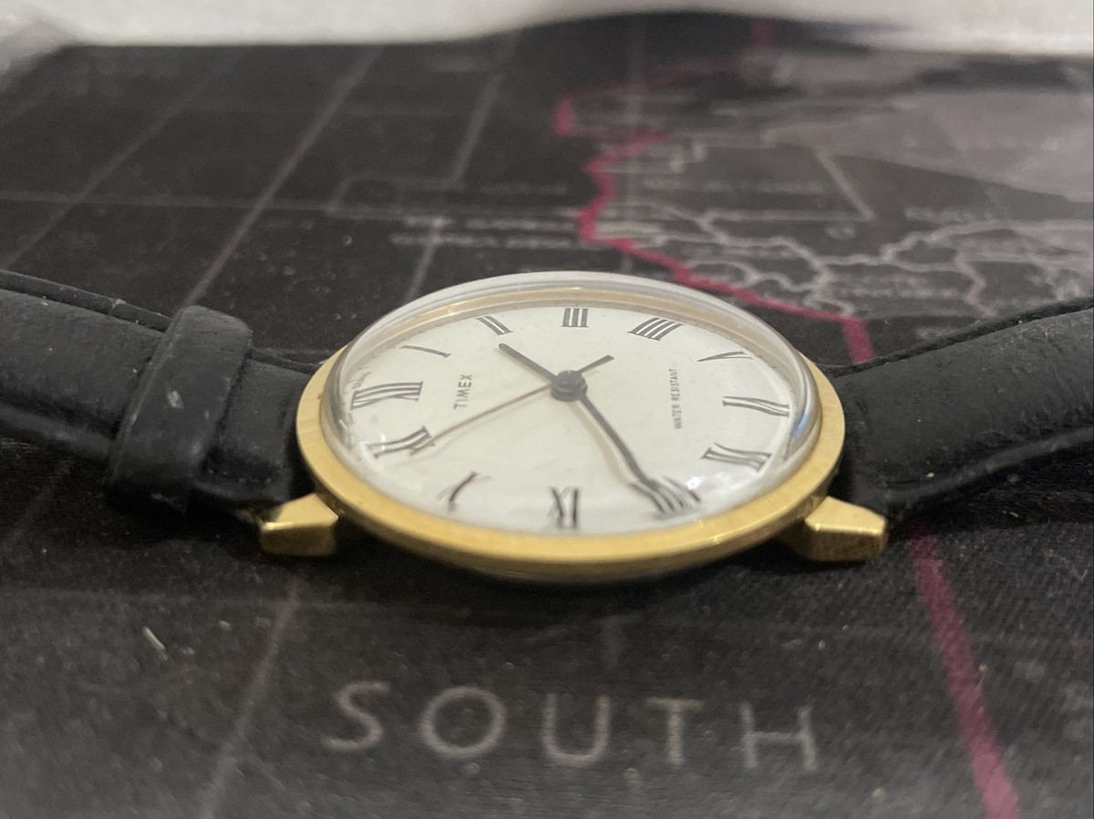 Timex Marlin White Roman Numeral Dial Vintage 1976 Manual  display picture 1