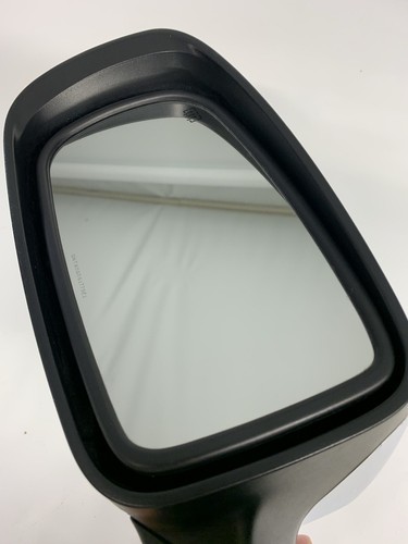 2006-2010 Chrysler 300 Driver Left Side View Power Door Mirror Chrome - Picture 6 of 8