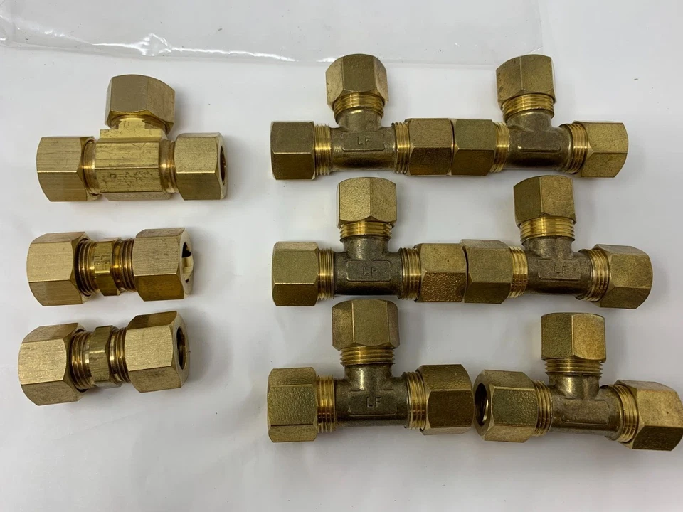 Lot of 9 1/2" OD 12COMPT Brass Compression Pipe Tee & Union Fittings - Image 2 of 3
