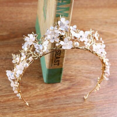 Lovely White Butterfly Flower Pearl Crystal Adult Big Tiara  display picture 2