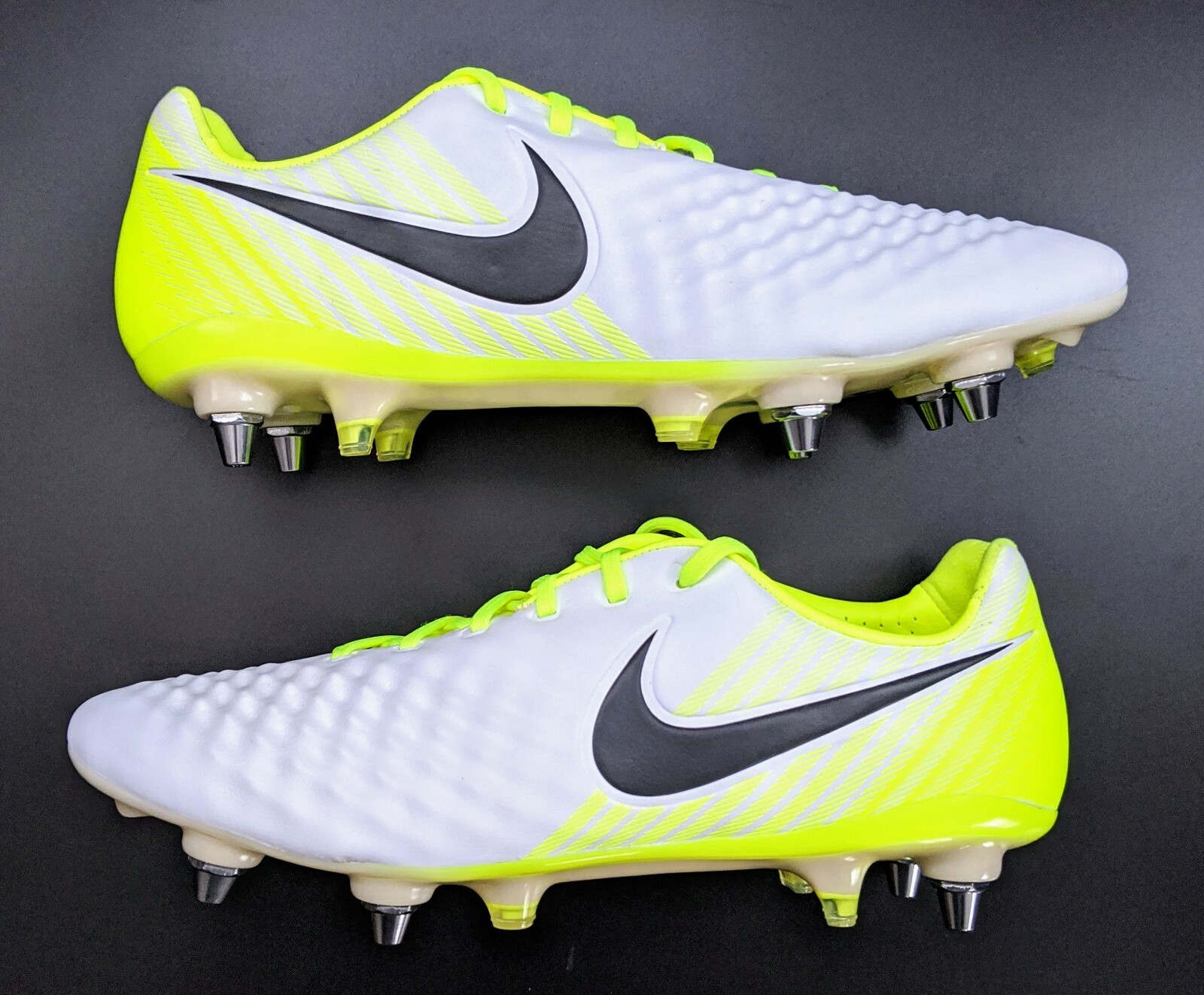 nike magista opus sg size 10