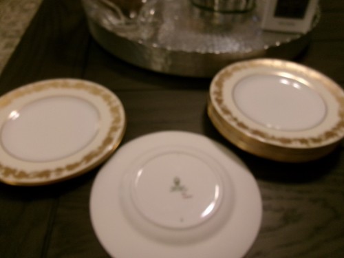 8 Wedgwood Whitehall ??- White and Gold # W4000 Bread Plates - Mint Condition