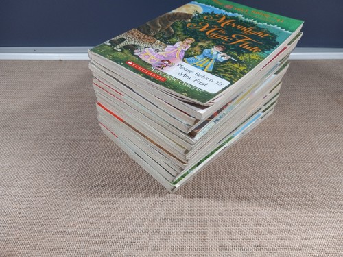Magic Tree House Lot Of 17 Books Mary Pope Osborne Paperback - Imagen 3 de 11