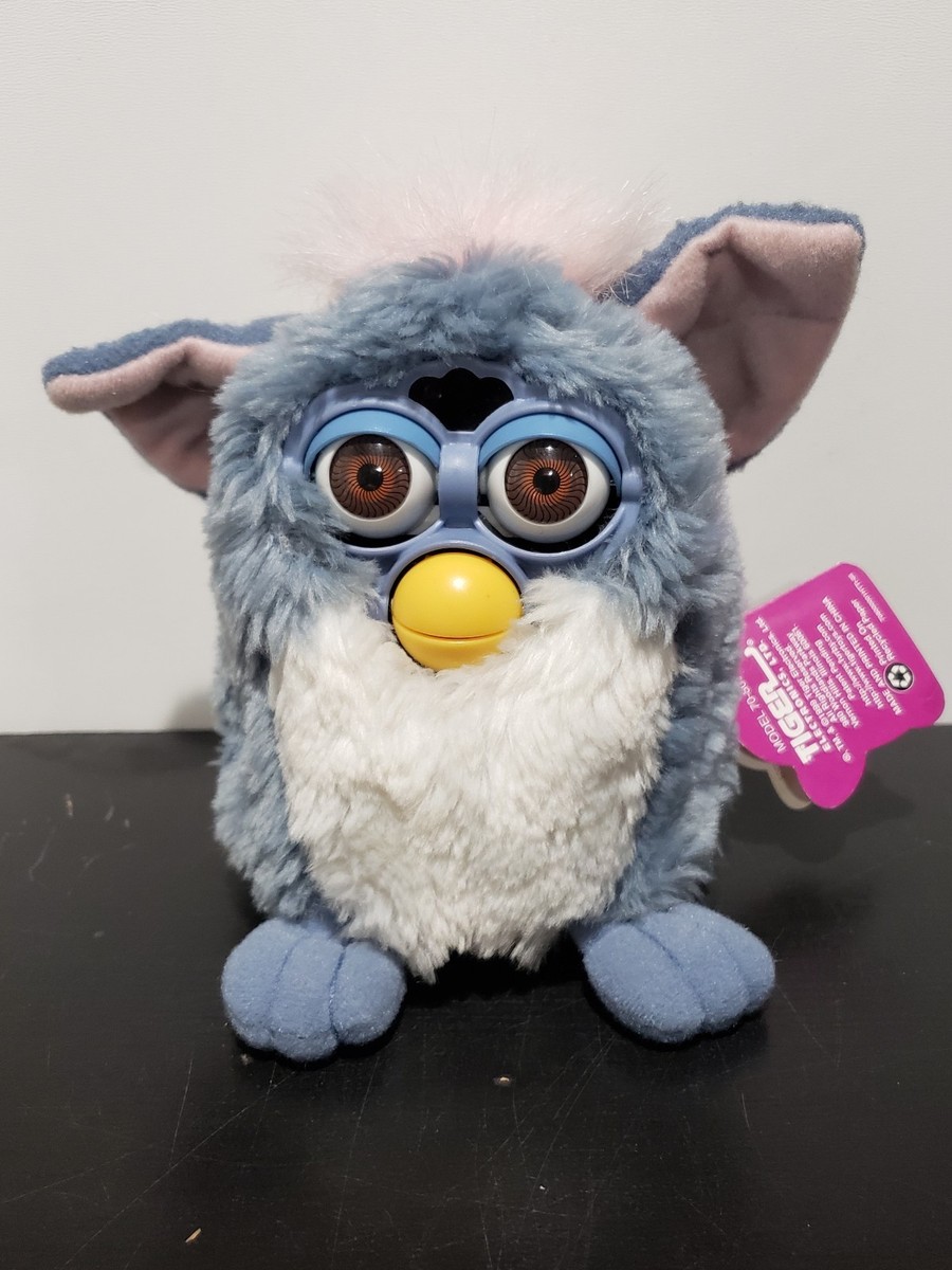 1999 Tiel Blue Furby Pink Hair with Hazel Eyes Working Very Rare
