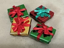 Set Of 4 Vintage Shiny Christmas Present Button Covers Metal Back