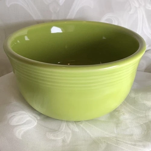 Fiesta Retired Lemongrass 28 oz Gusto Bowl Fiestaware All Purpose Dinnerware