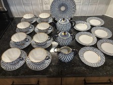 Lomonosov Imperial Porcelain 28-piece Set with dessert plates Tea Cups W/Saucers