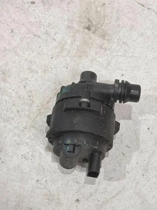 BMW i4 G26 Wasserkühlerventil 945503406 Electricity 2024 34139486