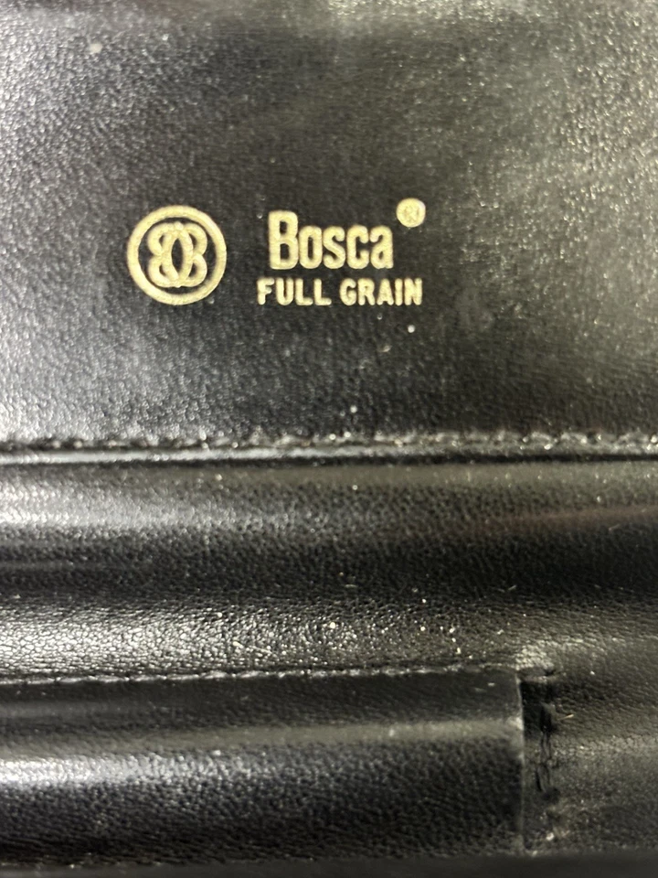 Cartera triple de cuero de grano completo BOSCA vintage con cerraduras doradas para besos negra Foto 3 de 4
