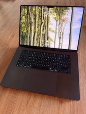 Apple MacBook Pro 16 Zoll M3 Pro Chip 18GB RAM 512GB