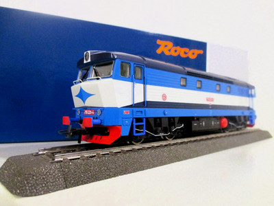 Roco H0 70925 Diesellok 751 229-6 der CD ''DCC Digital + Sound'' - Railjet + OVP