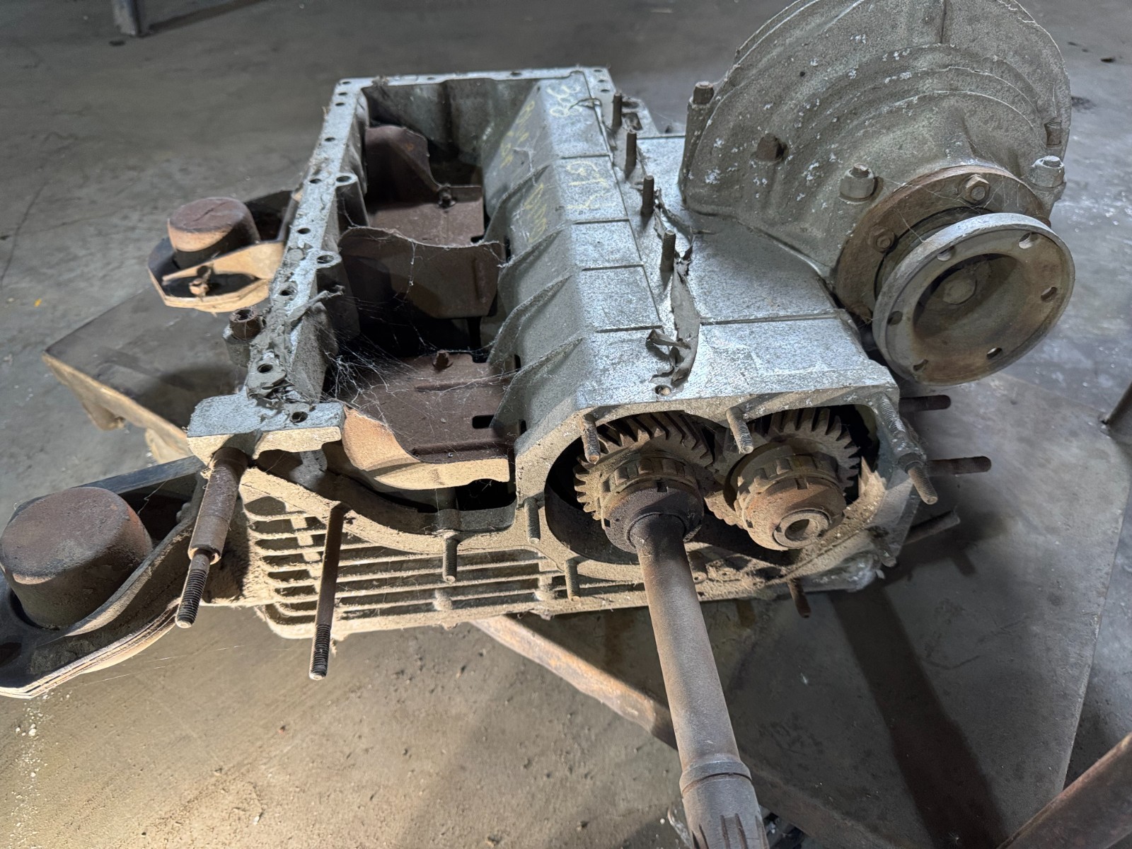 Ferrari 308 GT4 Gearbox