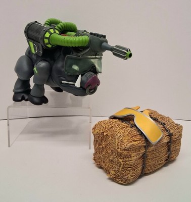 Barnyard Commandos Stealth Ops Private Side O' Bacon Action Figure Premium DNA
