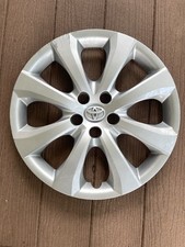 Toyota Corolla Hubcap 2019-23 Oem 61191 Fits 16 Edge Scratches T-6 Toyota Corolla Hubcap 2019-23 Oem 61191 Fits 16 Edge Scratches T-6