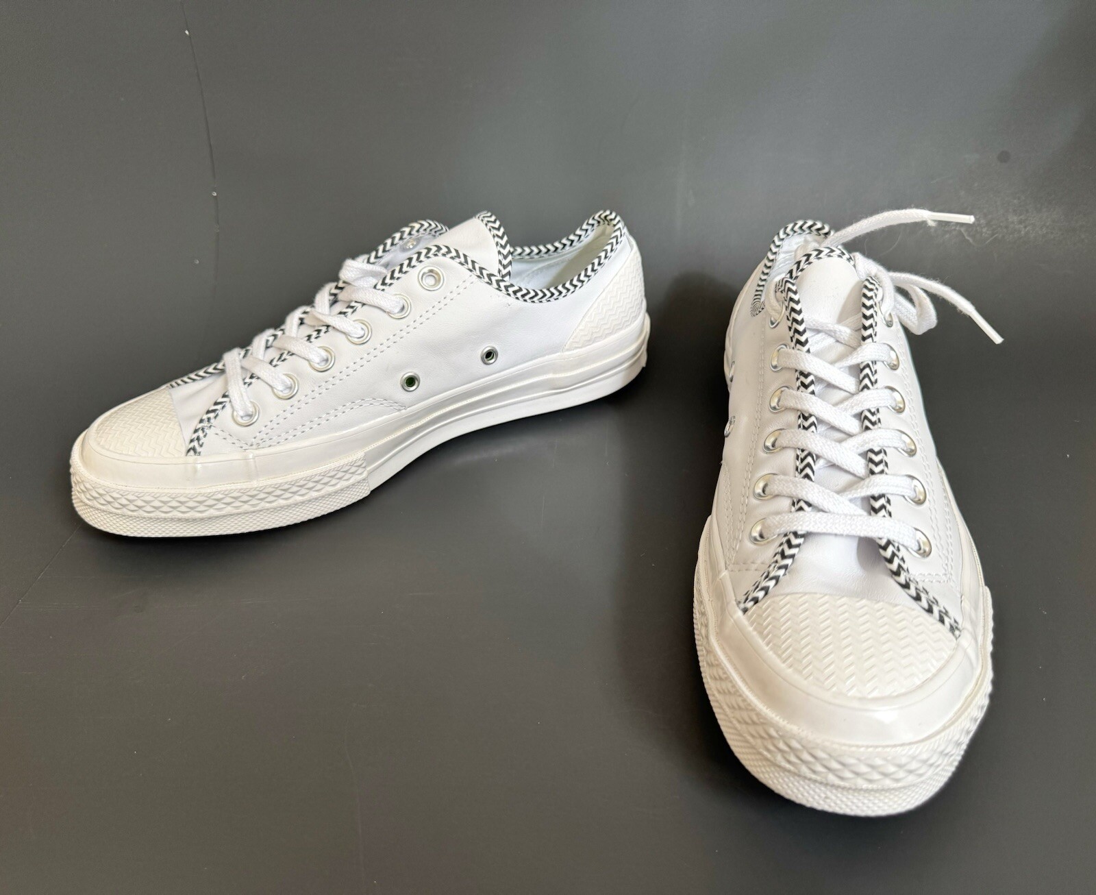 The Mission Chuck Lows WMNS) Converse Chuck Taylor All Star