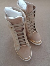 JIMMY CHOO 'PANAMA' NUDE SUEDE AND PATENT LEATHER WEDGE TRAINERS - SIZE 6.5