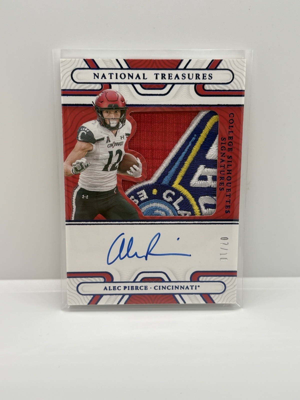 Alec Pierce Panini National Treasures Collegiate College Silhouettes Signatures Relics #SSALE Bowl Logo 2