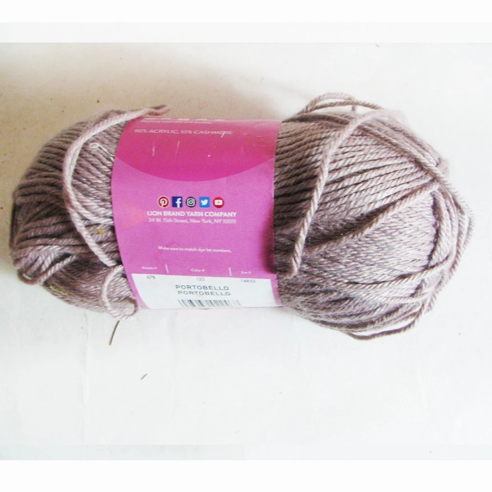 Madeja León Toque de Cachemira Portabello Med Peso 219 Yardas 90% Acrílico 10% Cachemira Foto 4 de 4
