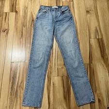 Aritzia DENIM FORUM The Nina Stovepipe Jean Sz 26 Button Fly Hi-Rise Light Wash