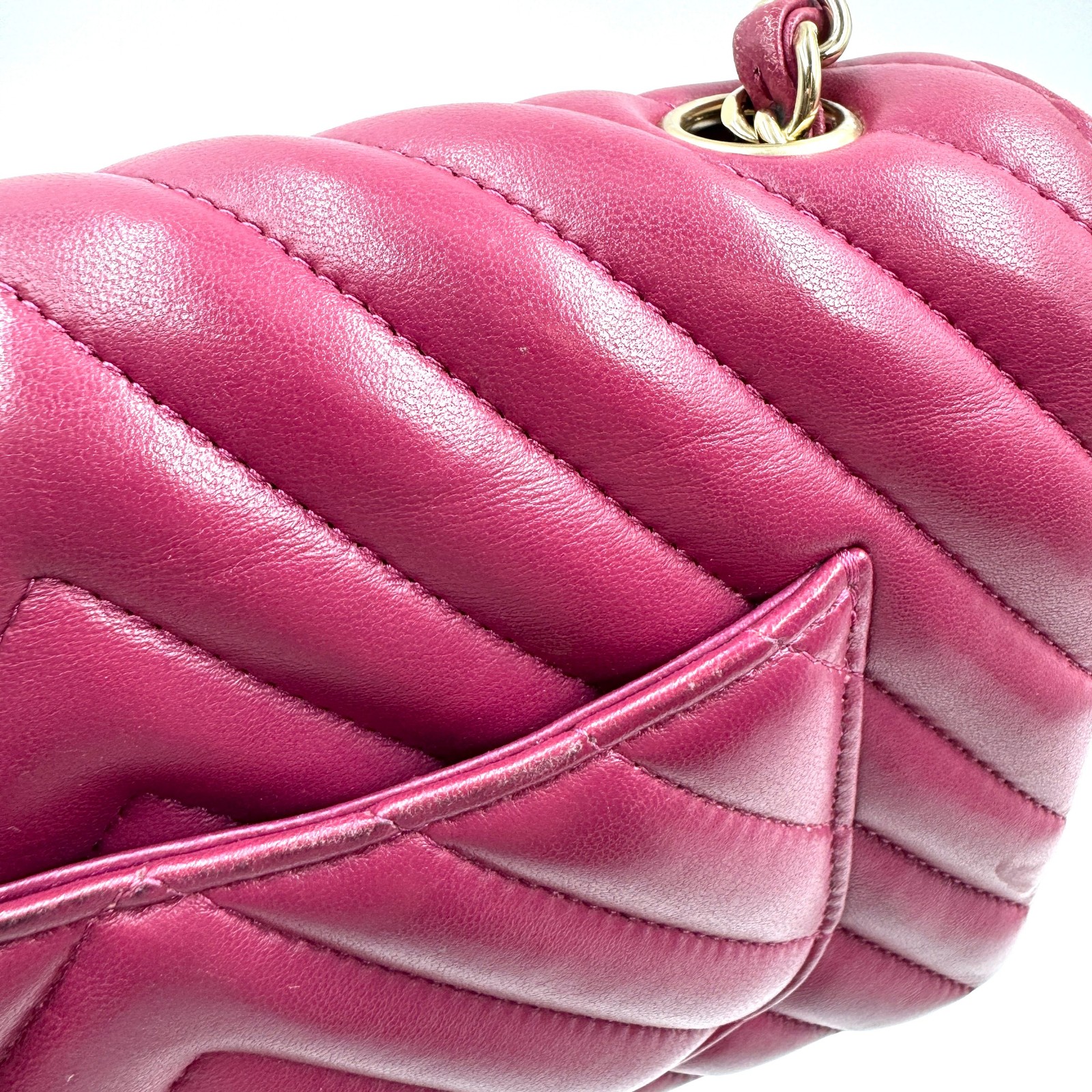 Pre-Owned Chanel Rectangular Flap Shoulder Bag in… - image 18