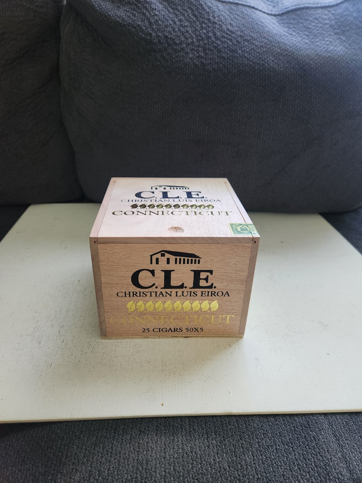 Eiroa C.L.E Connecticut Robusto Empty Wooden Cigar Box 5¼x5⅝x4¼