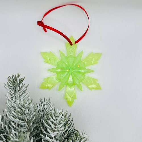 USA Handmade Christmas Tree Ornaments 2026 Green Snowflake for Outdoor Tree - Picture 5 of 7