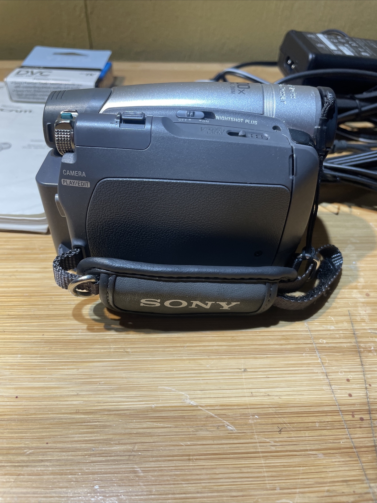 Sony Handycam DCRHC28 Mini DV Camcorder Digital Video Camera Recorder