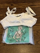 NEW Vintage 1970's Sculptress White Poly Bra Style 522 w/Attached Banderin 28C