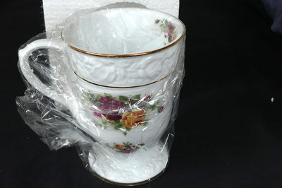 Royal Albert OCR Old Country Roses Sculptural Sculptured Mug Cup In Original Box