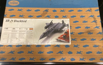 Testors Sr-71 Blackbird Plastic Model Kit #7584 1/48 Scale SEALED Box