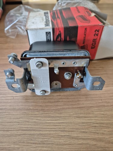 Voltage Regulator Control Box DAF 33, Opel '64-70 & Porsche '65-67 New Old Stock - Picture 7 of 10