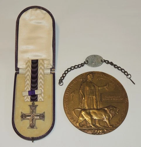 WW1 Canadian 31st CEF Alberta Military Cross Gallantry Medal + Memorial Plaque