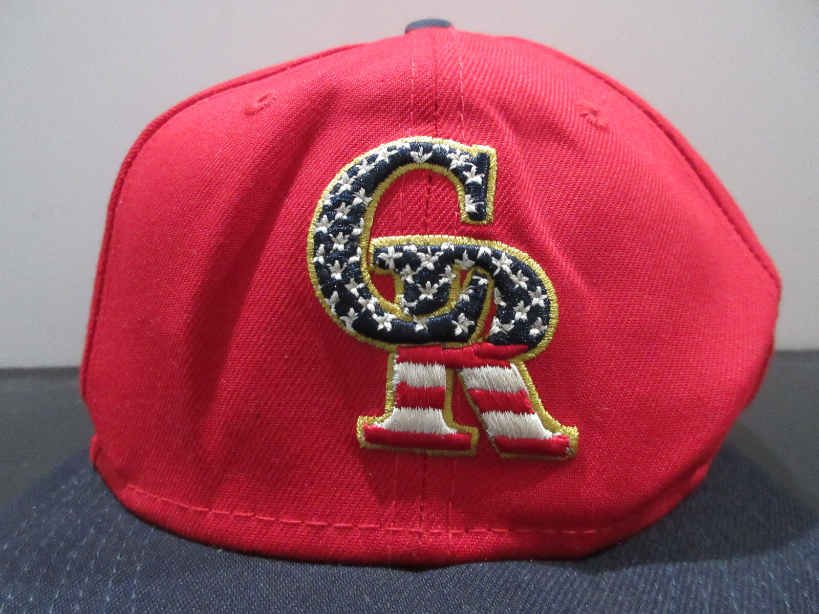 Picture 2 of 8