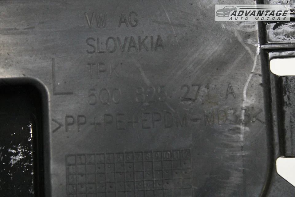 AUDI A3 QUATTRO 2015-2020 LADO IZQUIERDO DEBAJO DE LA CARROCERÍA CUBIERTA PROTECTOR CONTRA SALPICADURAS OEM Foto 3 de 4