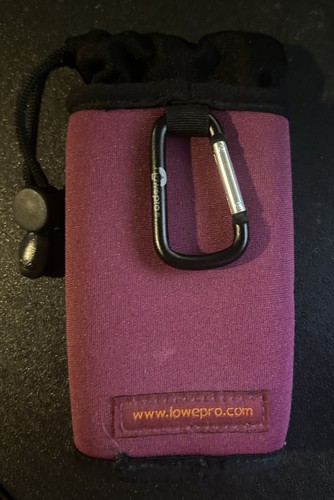 Lowepro Hipshot 20 Universal Case for Hand Held Devices - Purple / Cherry - Picture 2 of 2