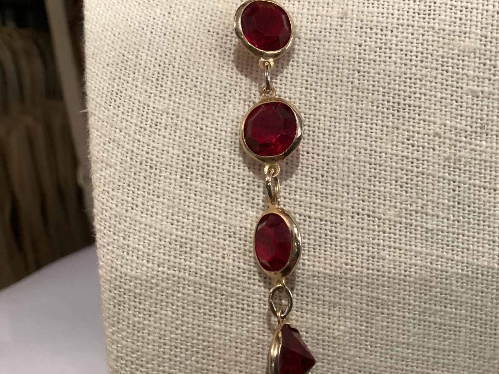 RARE VINTAGE AUTHENTIC RUBY RED CRYSTAL BEZEL SET… - image 4