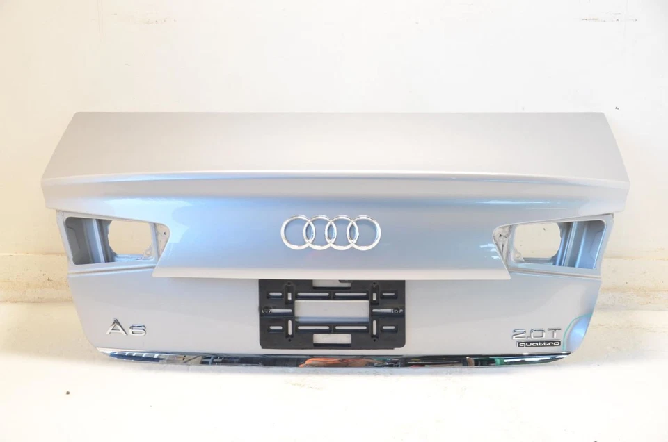Conjunto tapa maletero trasero Audi A6 plateado 12-18 Foto 3 de 4
