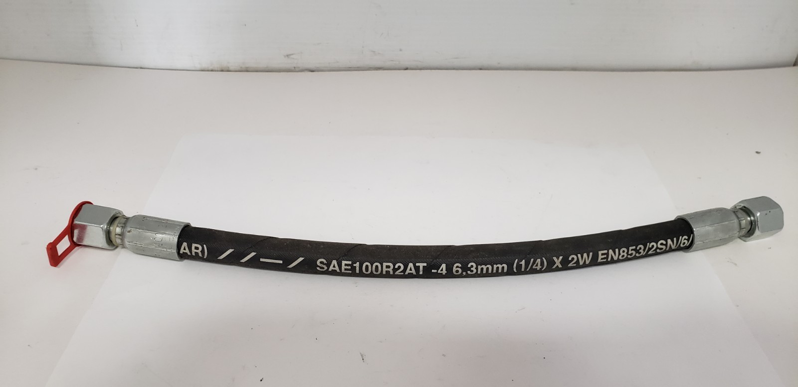 PARKER 301SN-4 WP HYDRAULIC HOSE, SAE100R2AT-4, NO-SKIVE , 12" HOSE, NNB